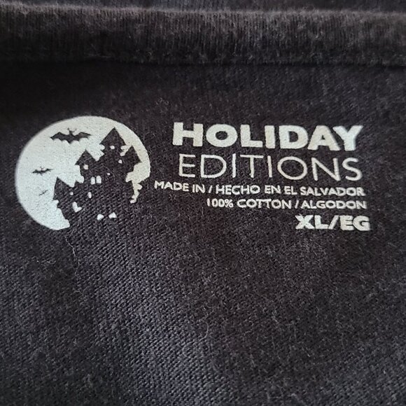 HOLIDAY EDITIONS XL/EG BLACK SHORT SLEEVE TEE --HAPPY HALLOWEEN GRAPHIC DESIGN - Picture 2 of 9